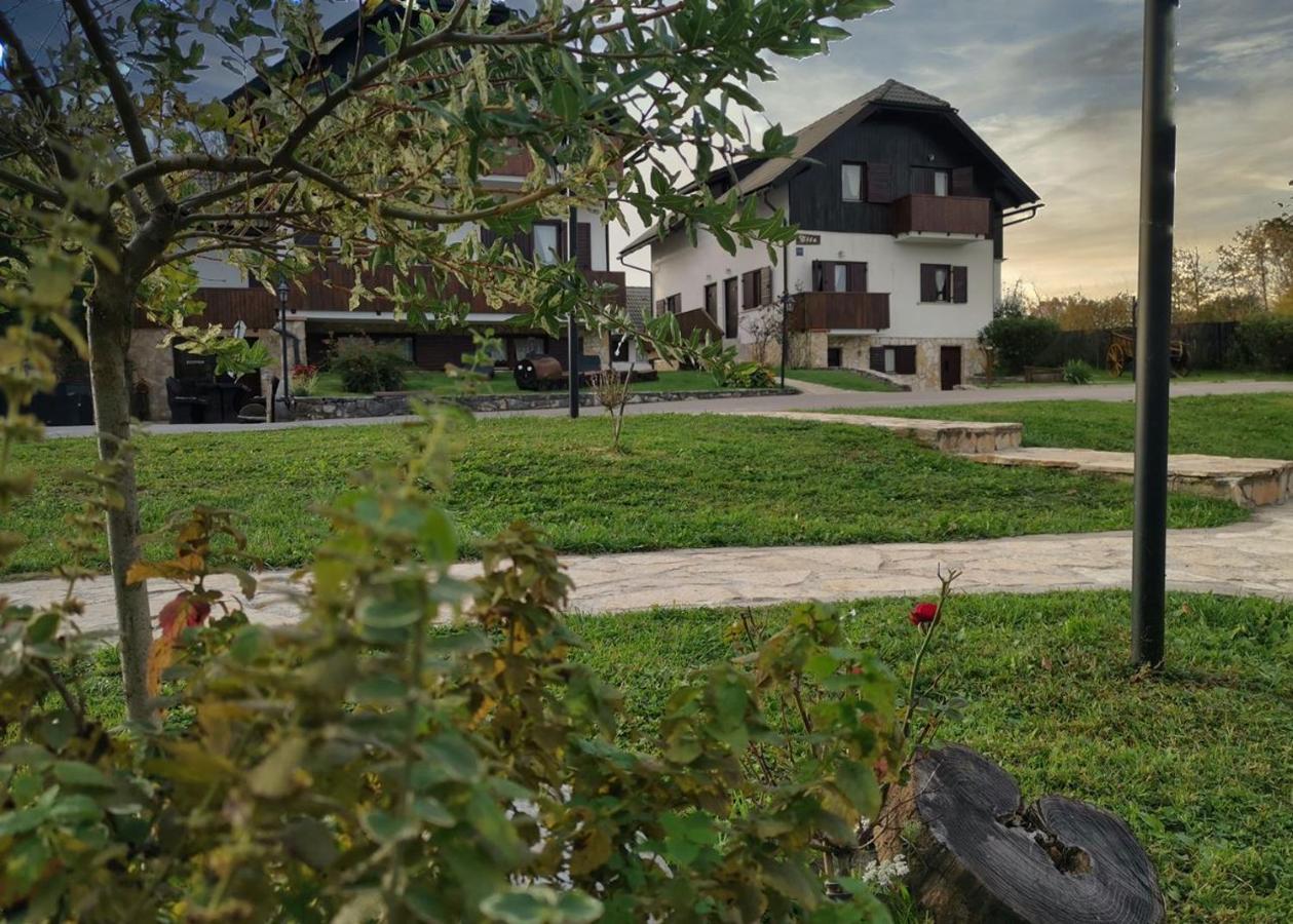 Etno Garden Apartments Plitvica selo Exterior foto